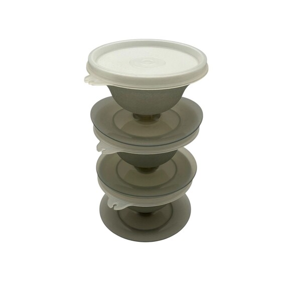 Vintage Tupperware Pudding Parfait Jello Dessert Cups with Lids 754-25 Set Of 3 - Picture 1 of 4